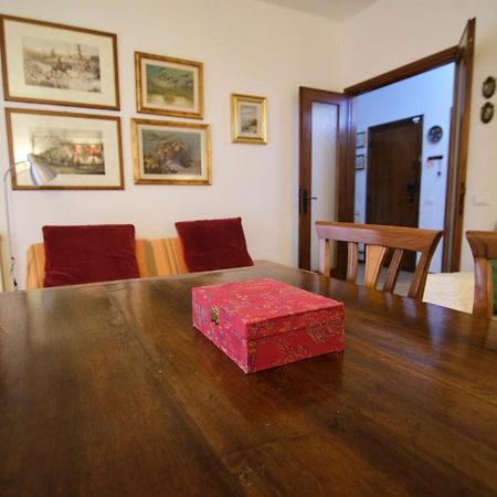Holiday House Torre Del Lago Torre del Lago Puccini Exterior foto