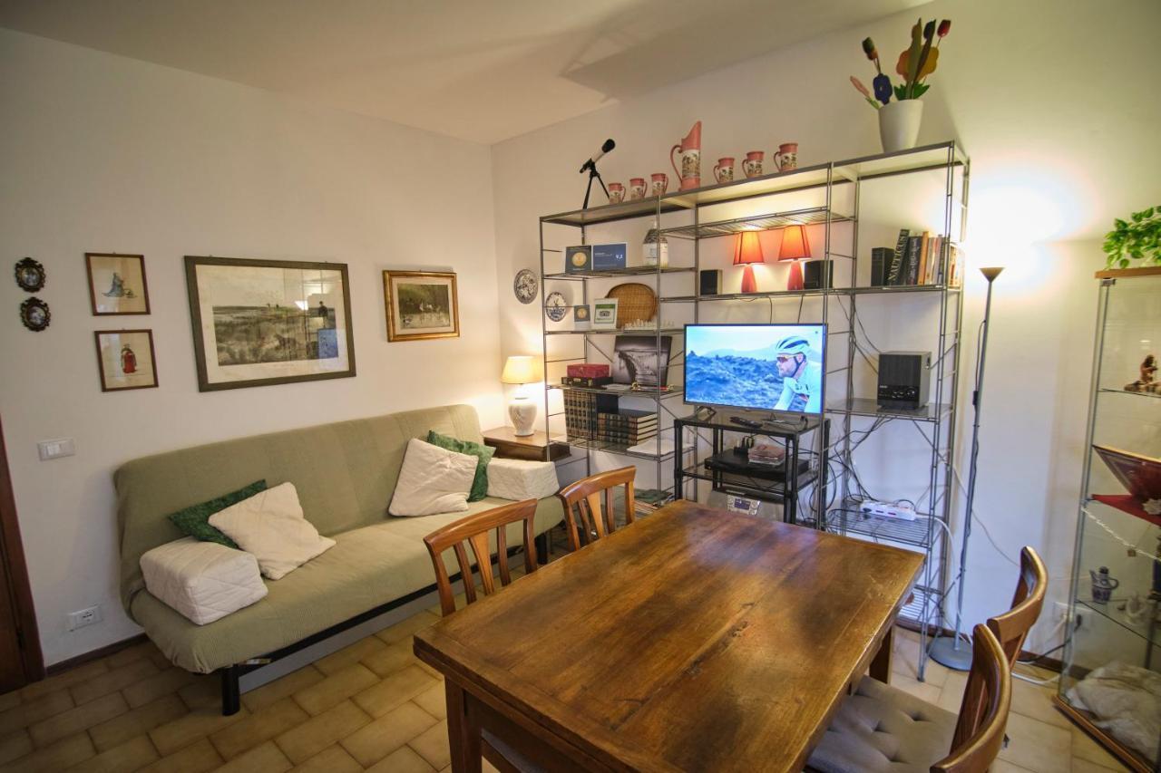 Holiday House Torre Del Lago Torre del Lago Puccini Exterior foto